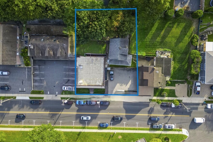 96-98 Brook St, Scarsdale, NY for sale - Building Photo - Image 3 of 8