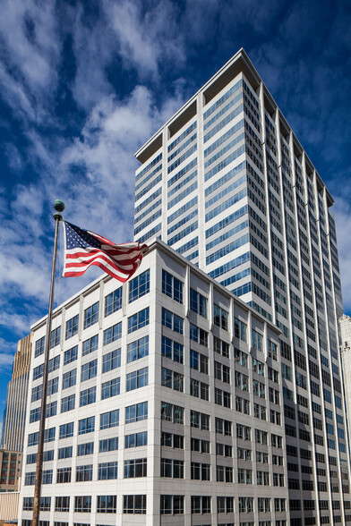 800 Nicollet Mall, Minneapolis, MN for lease - Primary Photo - Image 1 of 14