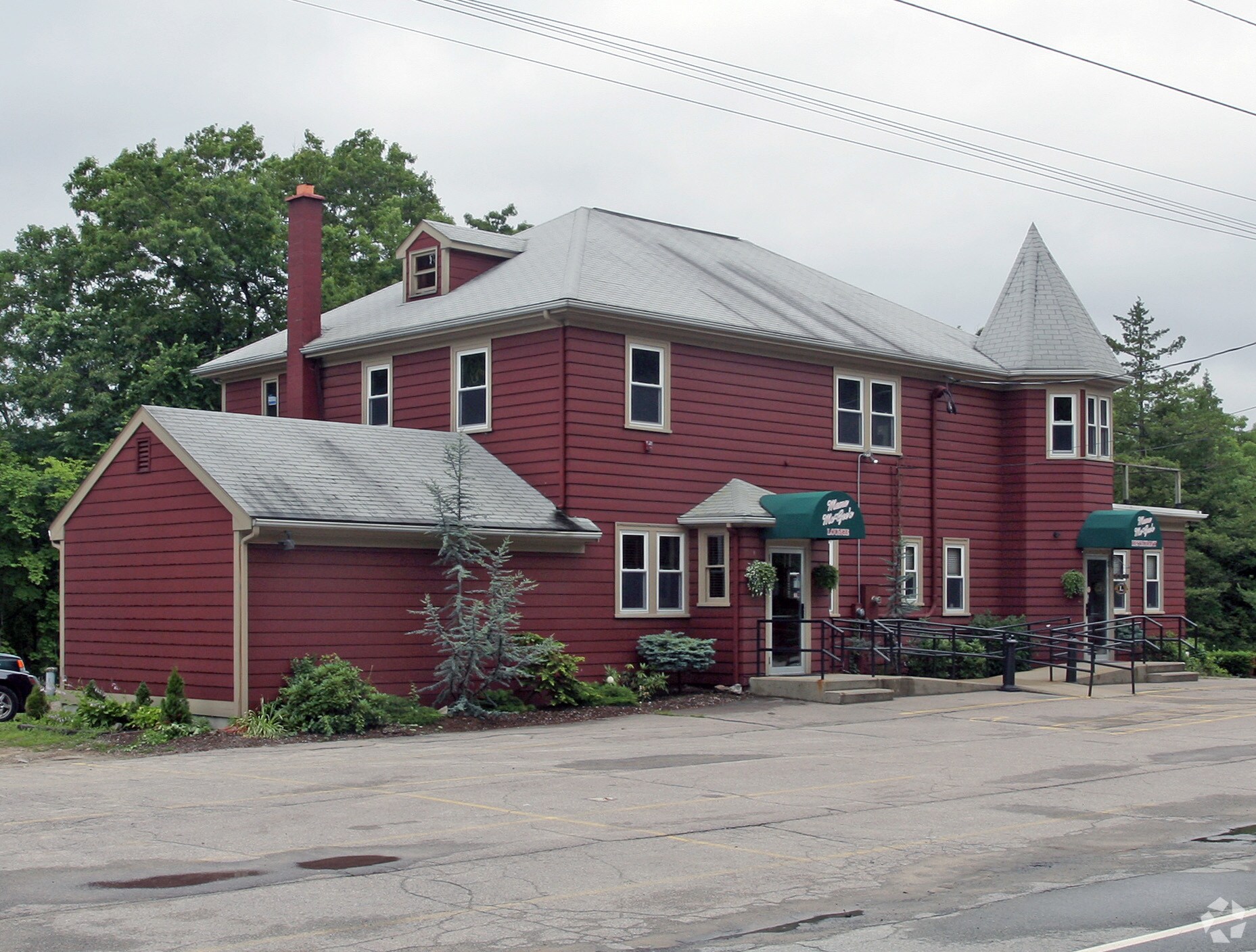 2692 Victory Hwy, Burrillville, RI for sale Primary Photo- Image 1 of 1