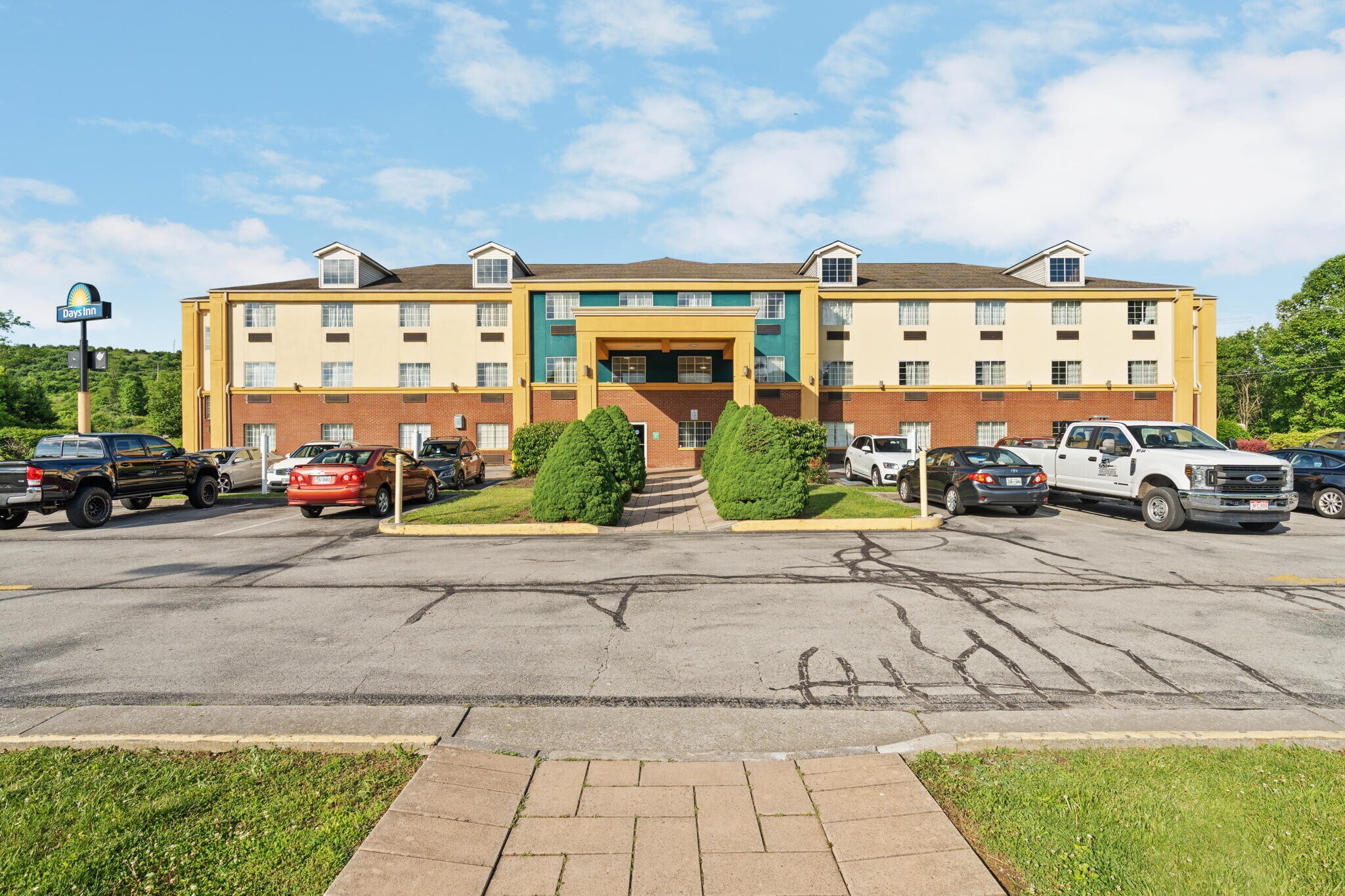 375 Wharton Ln, Norton, VA for sale Building Photo- Image 1 of 1