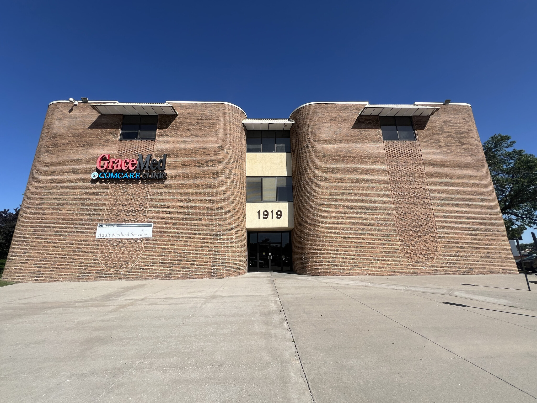 1919 N Amidon St, Wichita, KS for sale Building Photo- Image 1 of 1