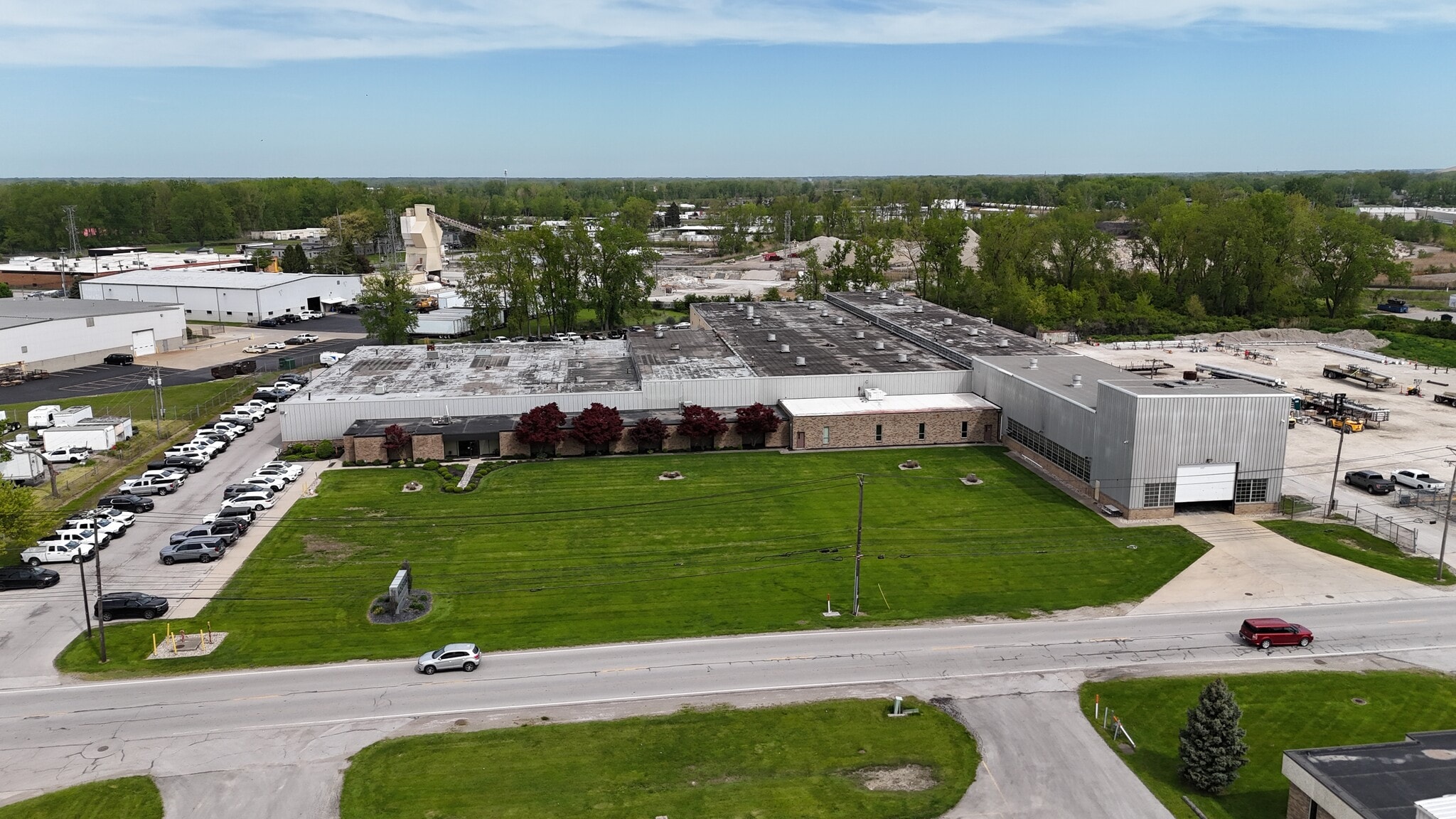 911-915 Matzinger Rd, Toledo, OH for sale Building Photo- Image 1 of 11