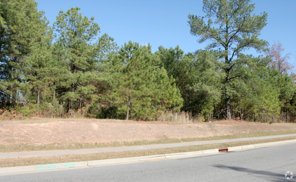 5422 Page Rd, Durham, NC for sale - Building Photo - Image 2 of 2