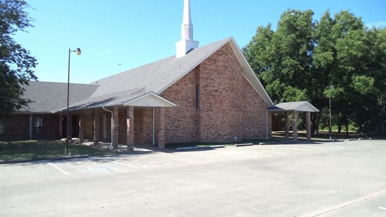 2000 W Pleasant Run Rd, Lancaster, TX for sale - Primary Photo - Image 1 of 1