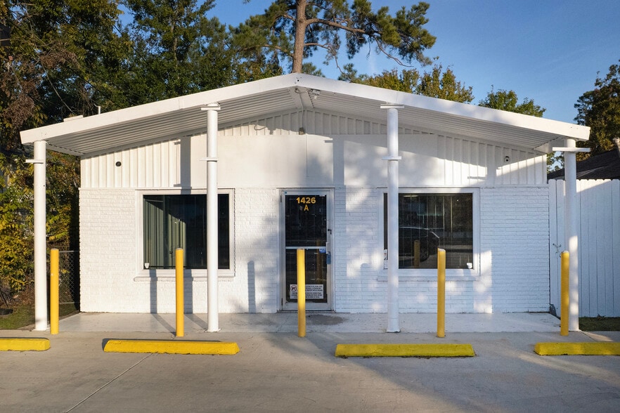 1426 Gessner Rd, Houston, TX for lease - Building Photo - Image 3 of 6