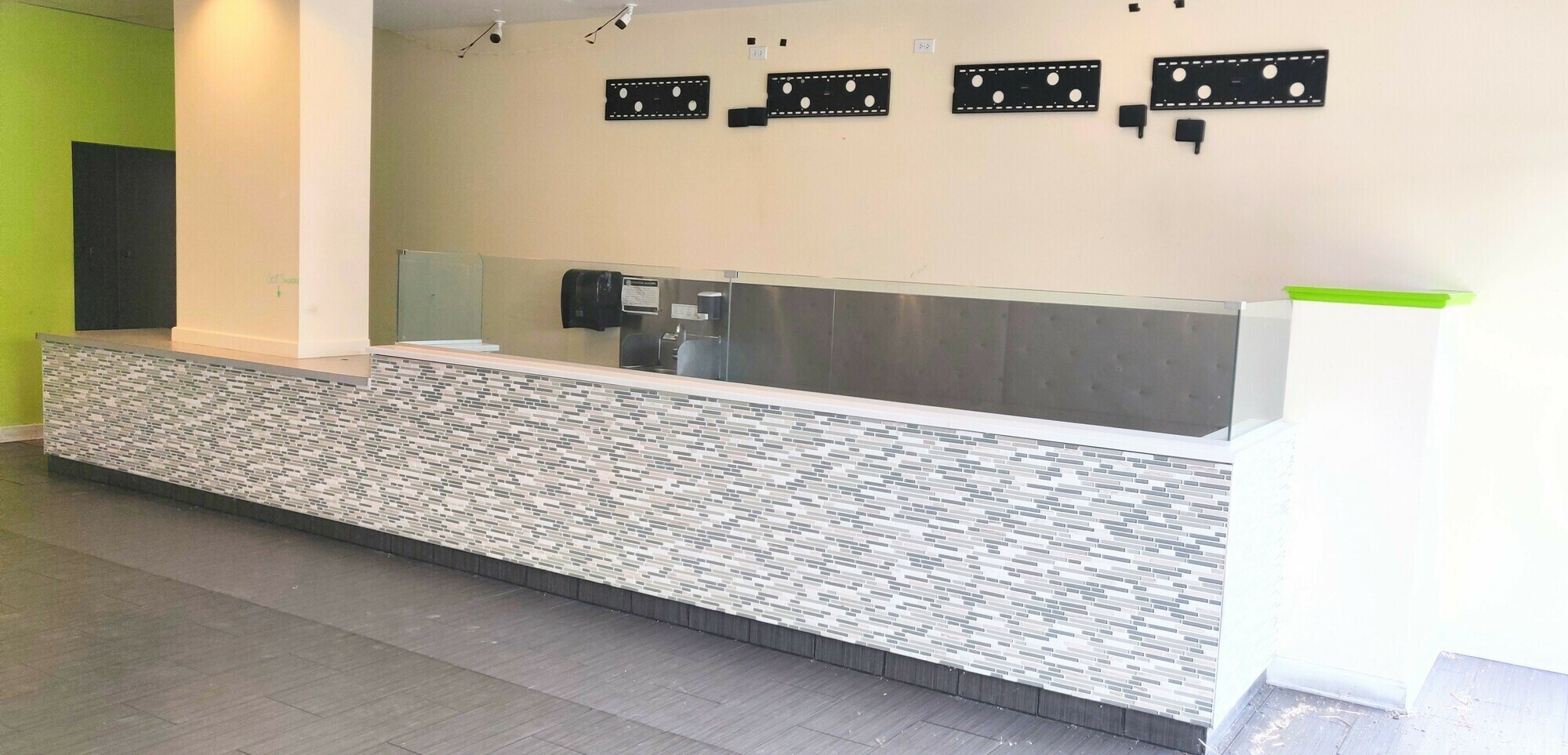 1255 Town Center Rd, Vernon Hills, IL for lease Interior Photo- Image 1 of 3