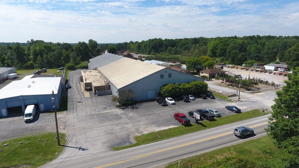 1223 W Western Reserve Rd, Youngstown, OH for sale - Building Photo - Image 1 of 1