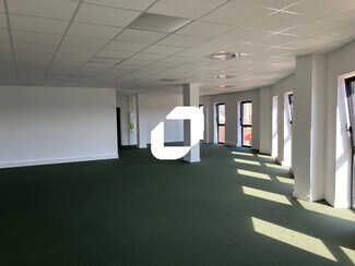 More details for Rue Des Valets, Montluel - Office for Sale