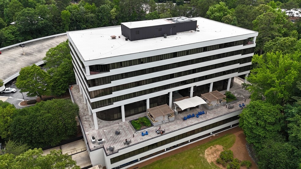 5550 Peachtree Pky, Peachtree Corners, GA for lease - Building Photo - Image 1 of 12