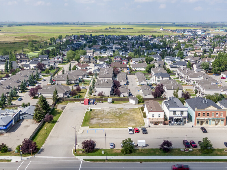 355 Centre St, Langdon, AB for sale - Building Photo - Image 1 of 3