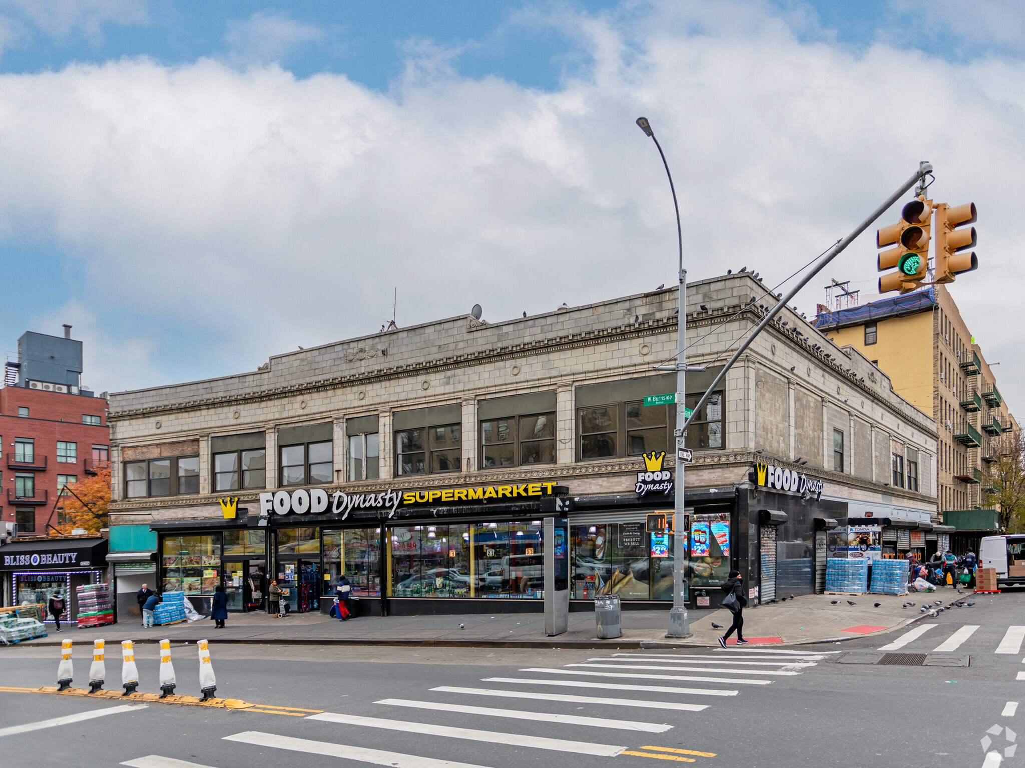 40-48 W Burnside Ave, Bronx, NY for sale Primary Photo- Image 1 of 1