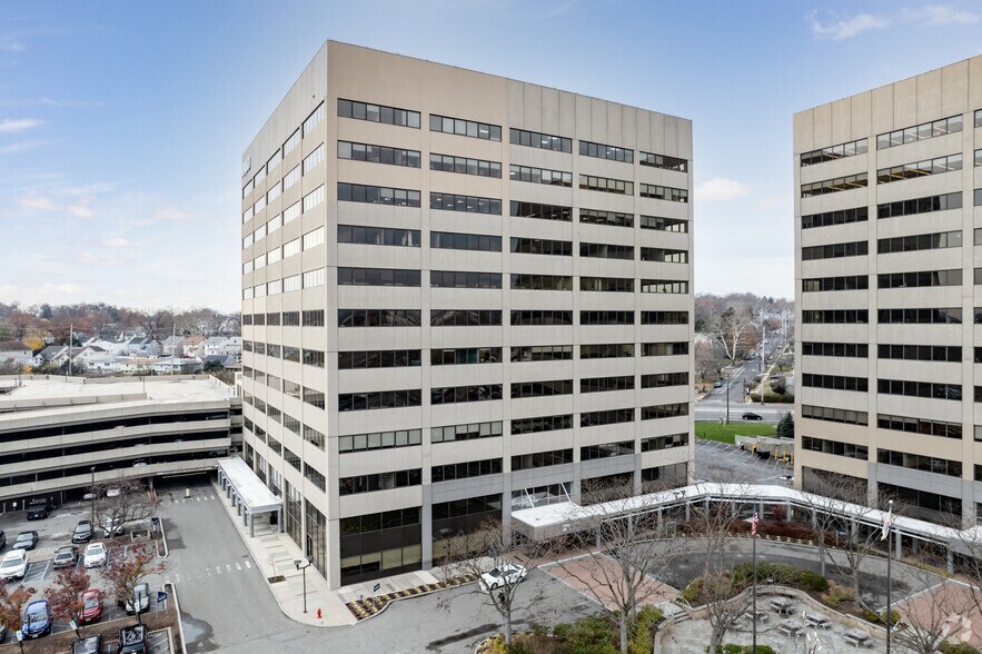 201 State Route 17 N, Rutherford, NJ 07070 Meadows Office Complex II