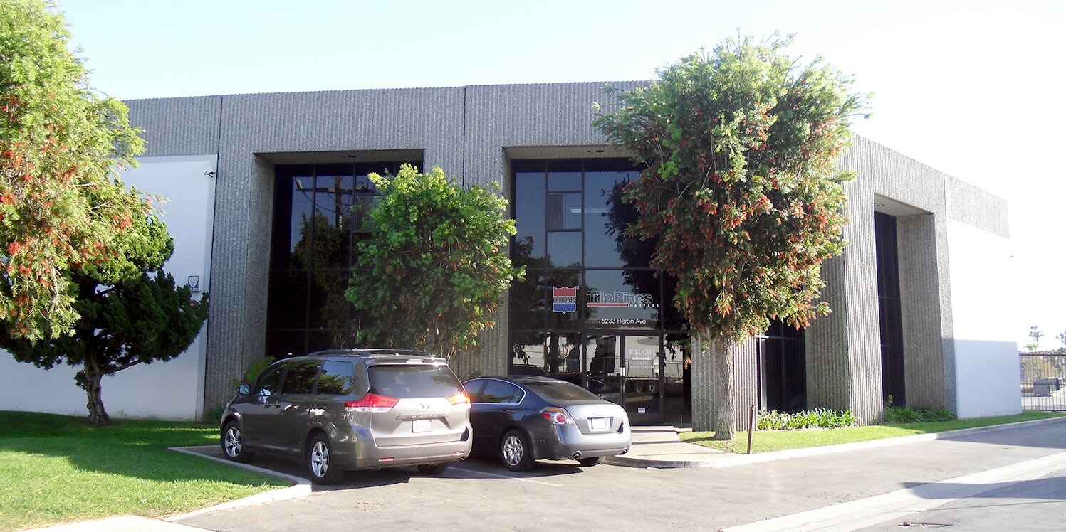 16233 Heron Ave, La Mirada, CA 90638