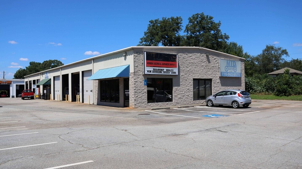 304 Buford Dr NE, Lawrenceville, GA for sale - Building Photo - Image 1 of 5