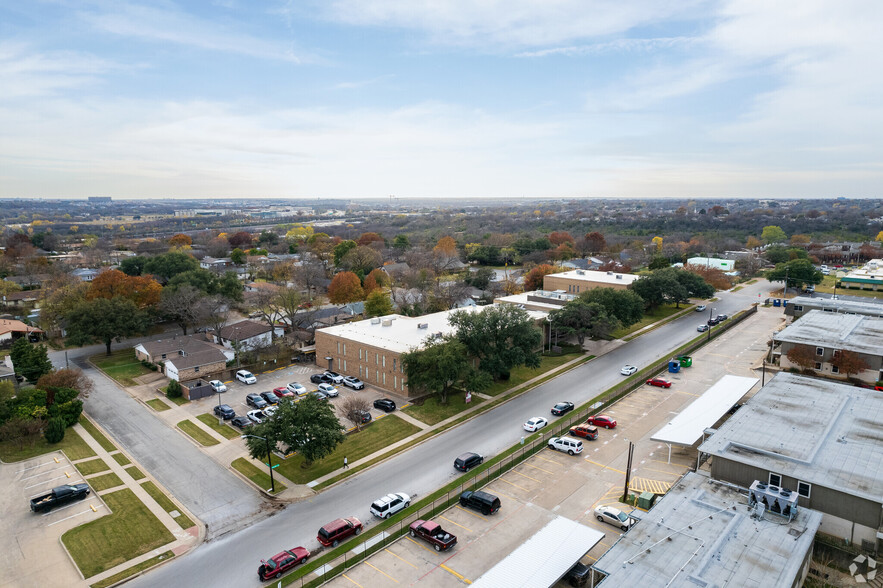 4717 Fletcher Ave, Fort Worth, TX for lease - Building Photo - Image 3 of 5