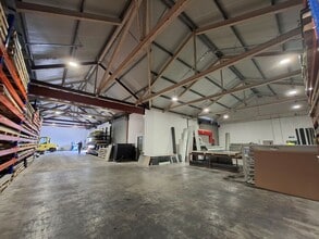 Mendip Rd, Axbridge for lease Interior Photo- Image 1 of 4