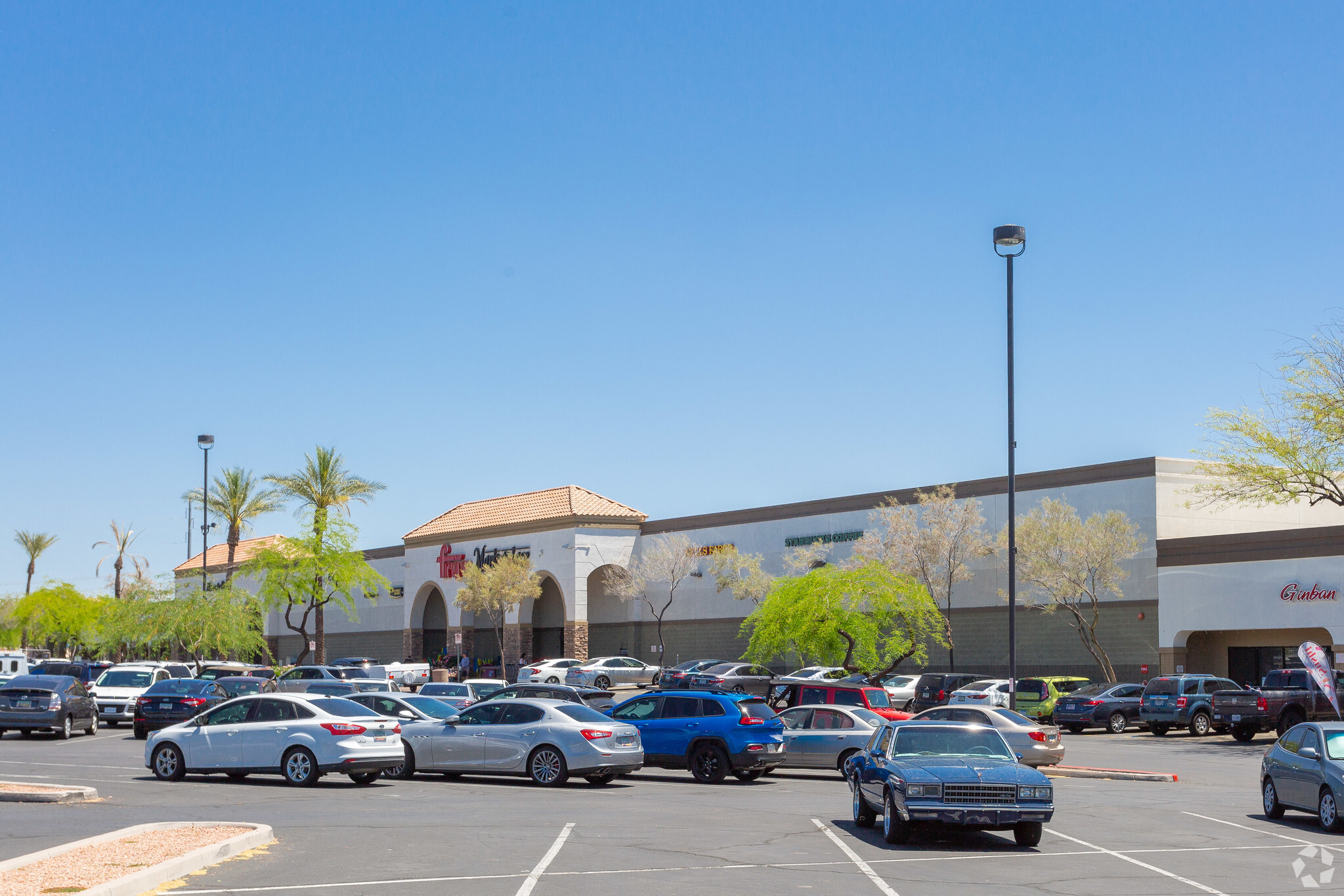 S 40th St, Phoenix, AZ for lease Building Photo- Image 1 of 16