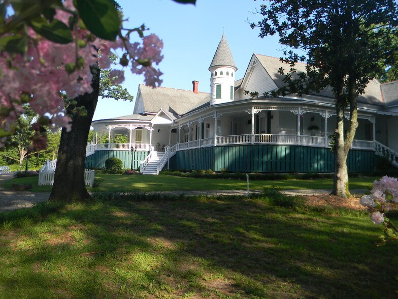 8876 Bernice Hwy, Farmerville, LA 71241