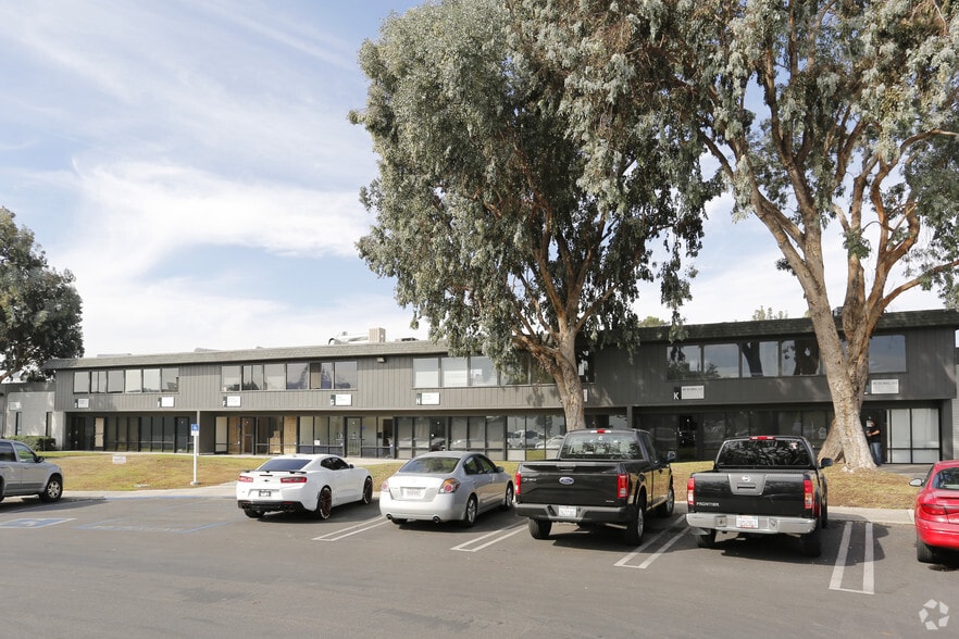 17951 Sky Park Cir, Irvine, CA for lease - Building Photo - Image 1 of 12