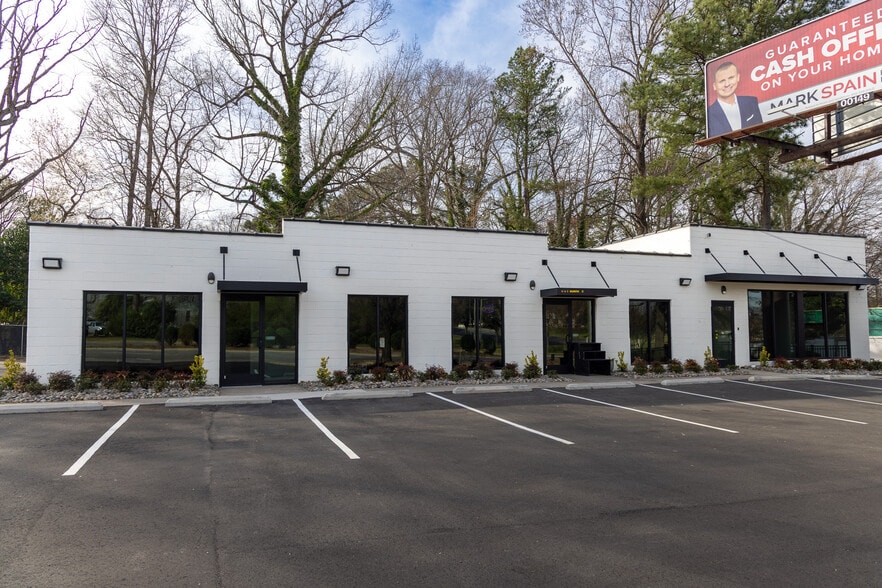 2522-2524 S Wilmington St, Raleigh, NC for lease - Building Photo - Image 2 of 4