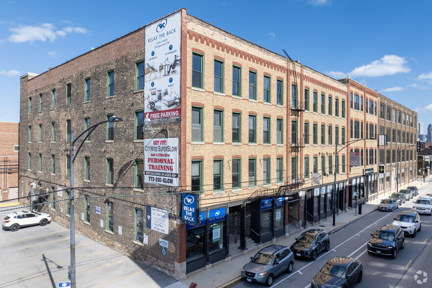 1901 N Clybourn Ave, Chicago, IL for lease - Primary Photo - Image 1 of 56