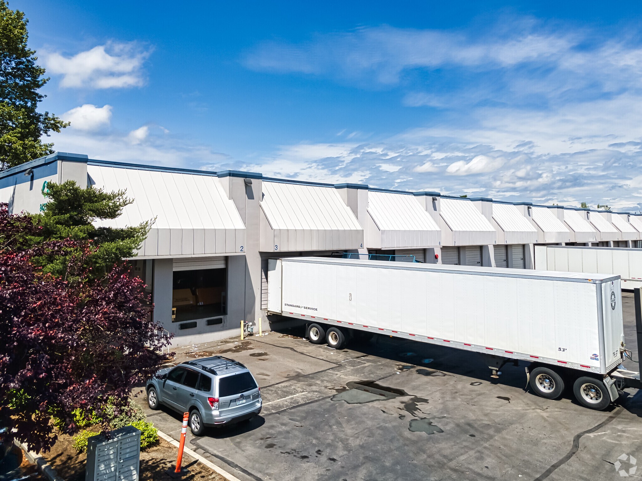 8427-8439 S 208th St, Kent, WA for sale Primary Photo- Image 1 of 1