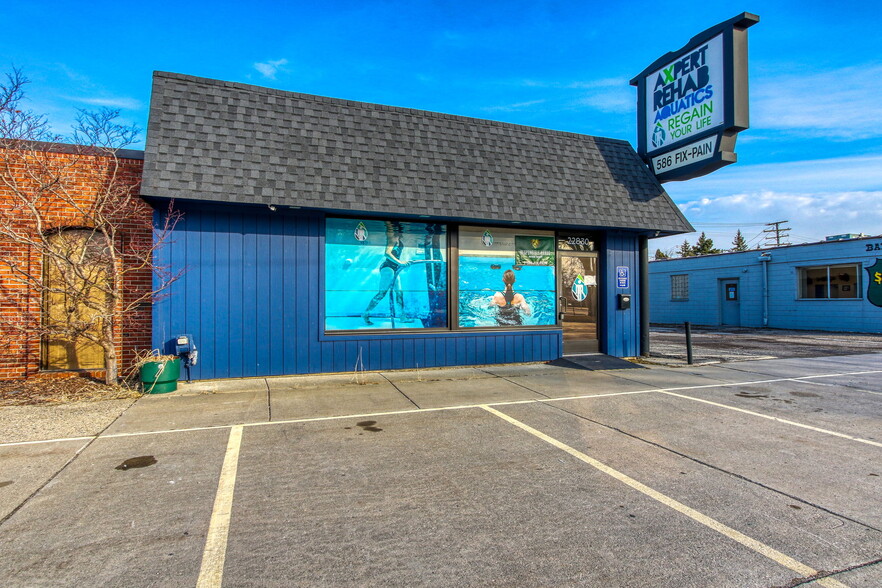 22830 Kelly Rd, Eastpointe, MI for sale - Building Photo - Image 1 of 60