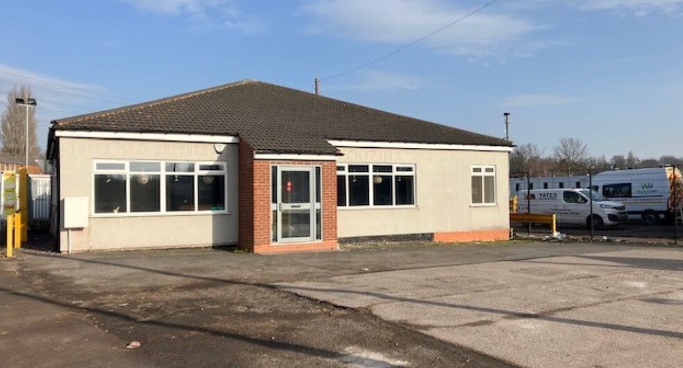 452A Wolverhampton Rd, Walsall for lease - Primary Photo - Image 1 of 1