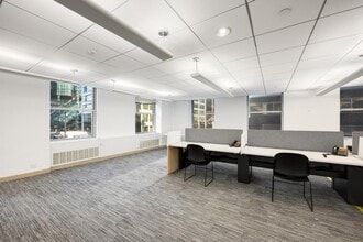 125 Maiden Ln, New York, NY for lease Building Photo- Image 2 of 10