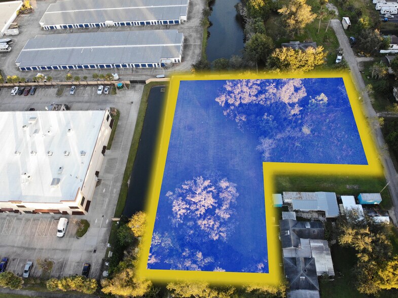 1245 Upsala Rd, Sanford, FL 32771