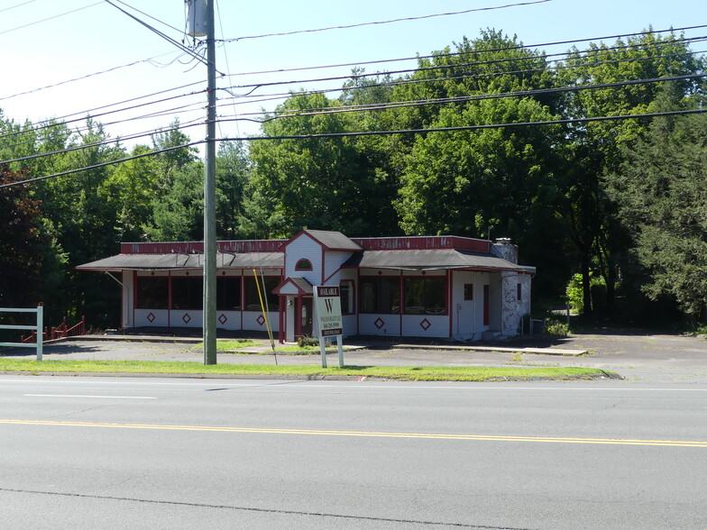 275-279 W Main St, Avon, CT for lease - Building Photo - Image 2 of 6