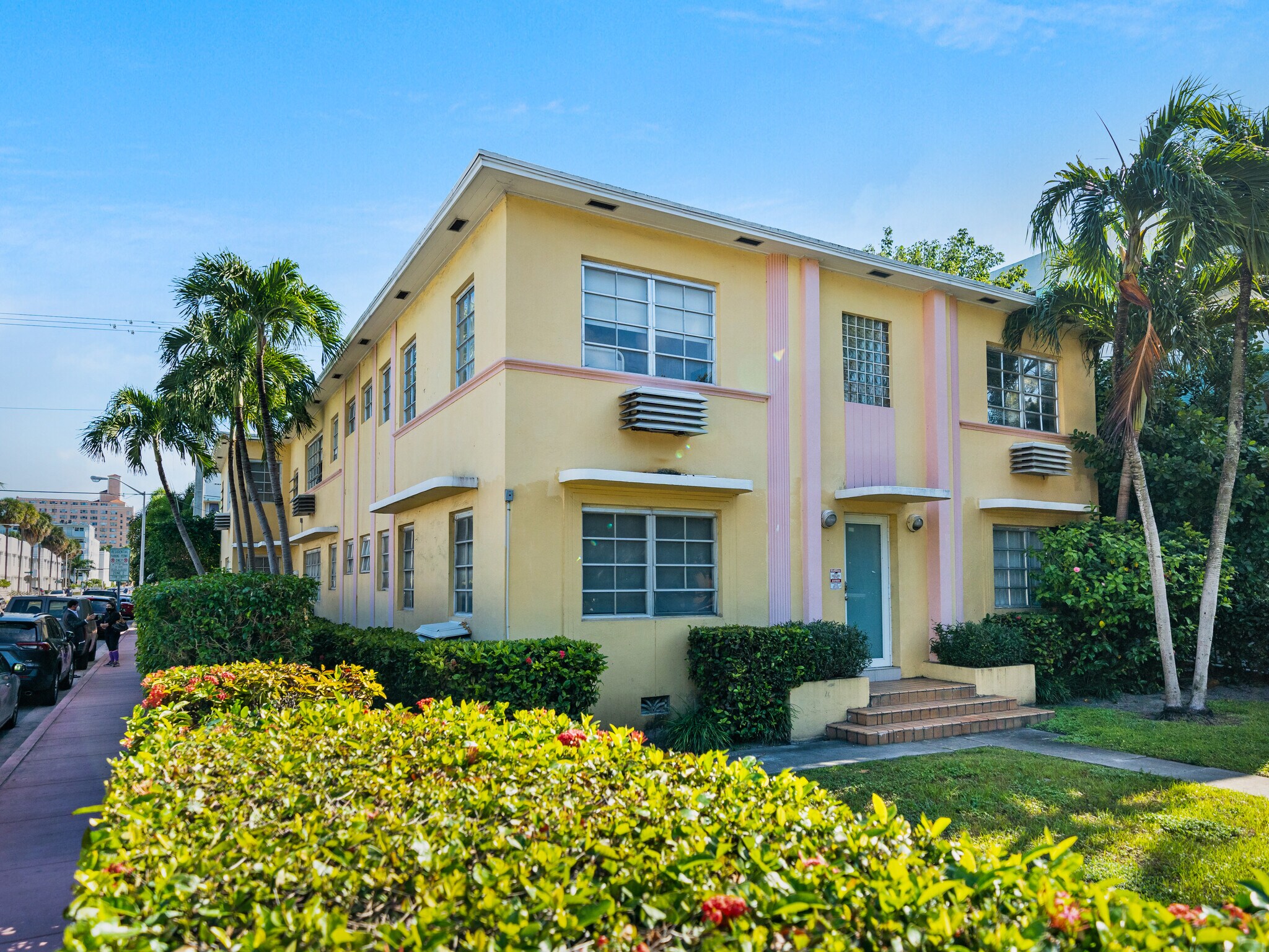 Multifamily Property For Sale Florida - pg7b4sz