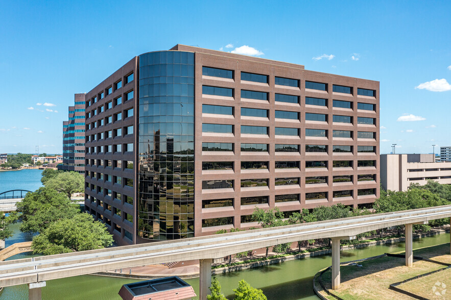 400 E Las Colinas Blvd, Irving, TX for lease - Building Photo - Image 1 of 46