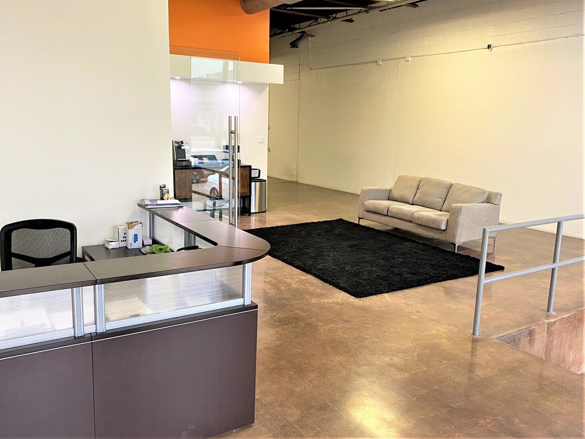 652 W Mockingbird Ln, Dallas, TX for sale Building Photo- Image 1 of 1