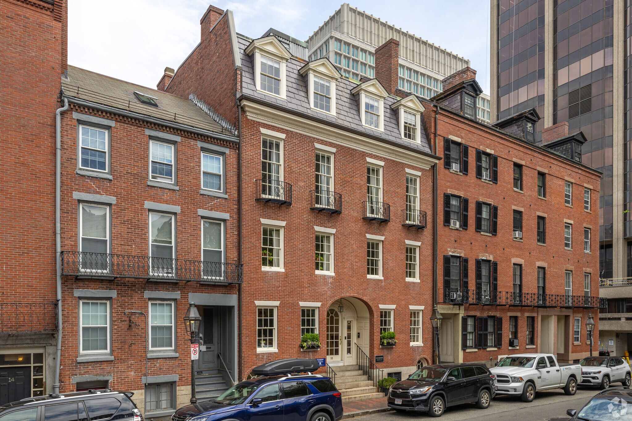 10 Derne St, Boston, MA for sale Primary Photo- Image 1 of 1