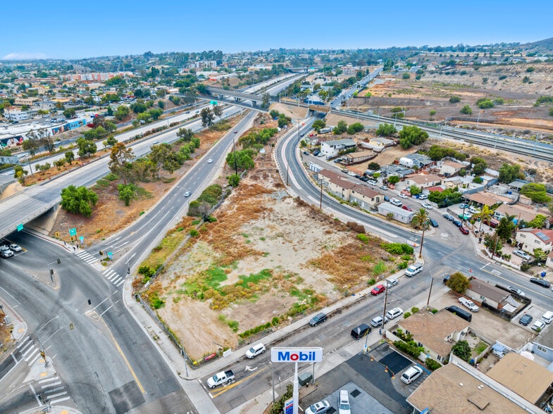 299 E San Ysidro Blvd, San Ysidro, CA for lease - Building Photo - Image 2 of 3