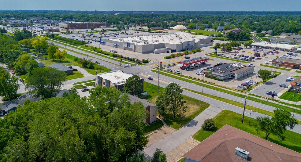 3500 Grand Ave, Ames, IA for sale - Building Photo - Image 3 of 15