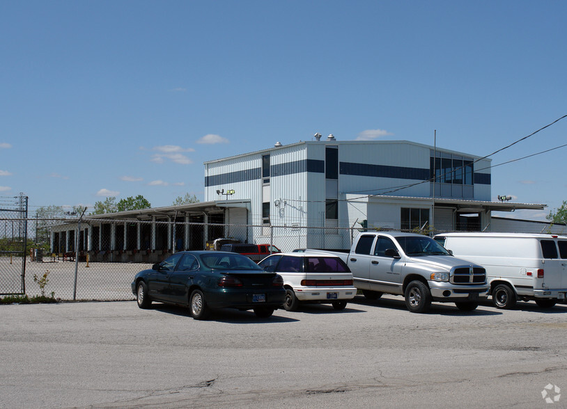 2532 Bremer Rd, Fort Wayne, IN for lease - Primary Photo - Image 3 of 4