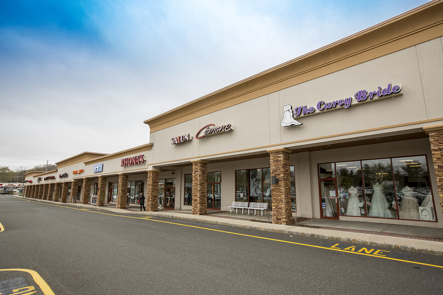 357-359 US Highway 9, Manalapan, NJ for lease - Building Photo - Image 1 of 8