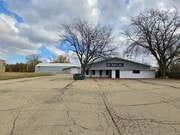 14836 W Ridge Ln, Dubuque IA - Warehouse