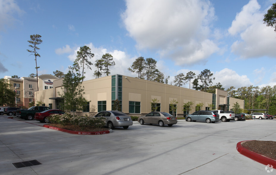 17521 St. Lukes Way, The Woodlands, TX for lease - Building Photo - Image 1 of 4