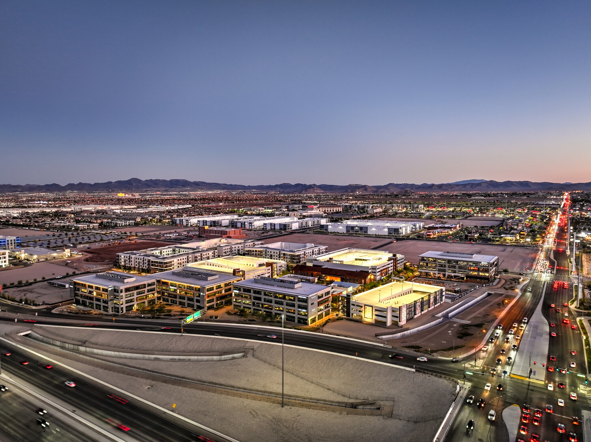 Durango & 215, Las Vegas, NV for lease Building Photo- Image 1 of 14