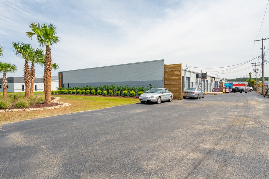 7148 Cross County Rd, Charleston, SC for lease - Building Photo - Image 3 of 5
