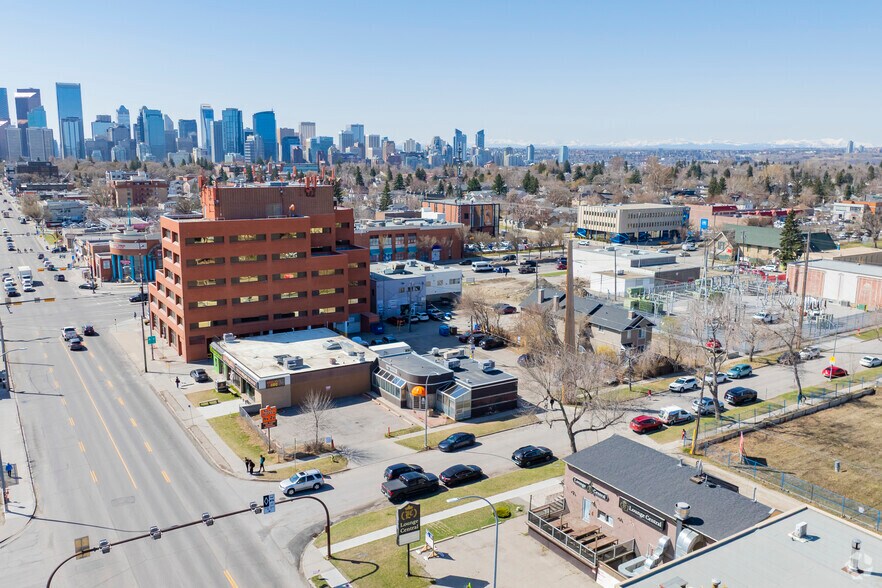 107 17 Ave NW, Calgary, AB for sale - Aerial - Image 2 of 3