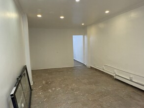 120 W 228th St, Bronx, NY for lease Building Photo- Image 2 of 5