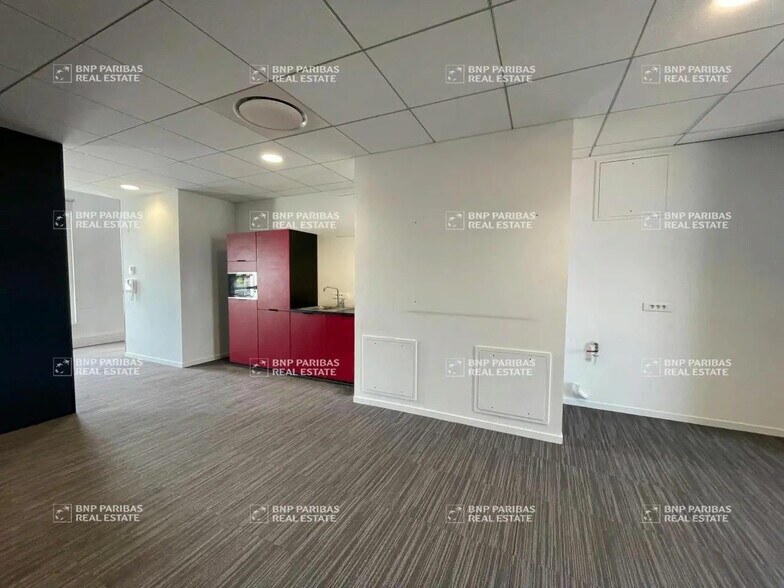 149 Rue De Douai, Lille for lease - Building Photo - Image 3 of 8