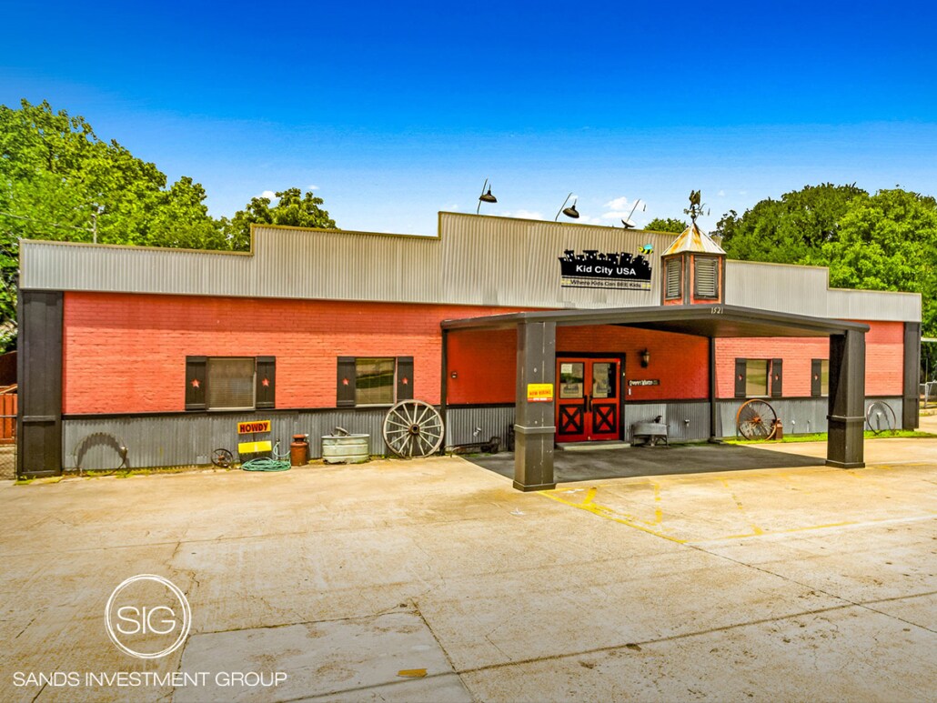 1521 Rowlett Rd, Garland, TX for sale Primary Photo- Image 1 of 1