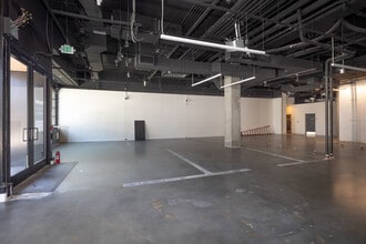 5th St, Huntington Beach, CA for lease Matterport 3D Scan- Image 1 of 7