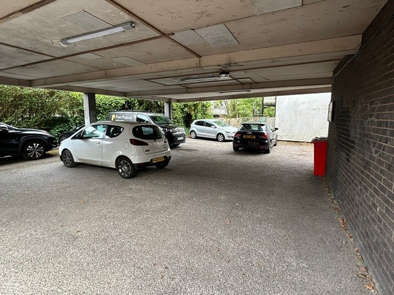 2 Glebe Rd, Warlingham for lease - Building Photo - Image 2 of 2