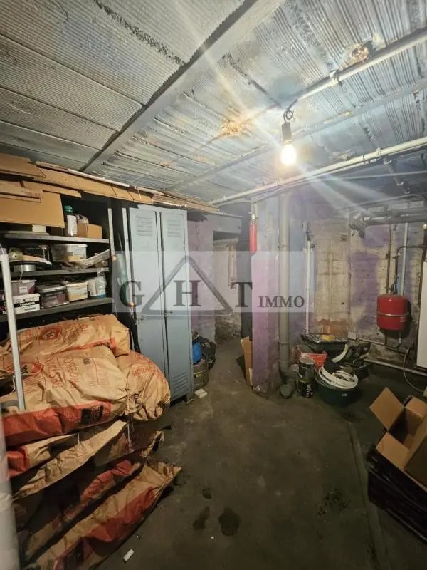 Industrial in Maisons-Alfort for sale Interior Photo- Image 1 of 16